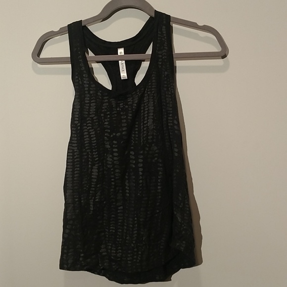 Aventura Workout Tank - Picture 2 of 5